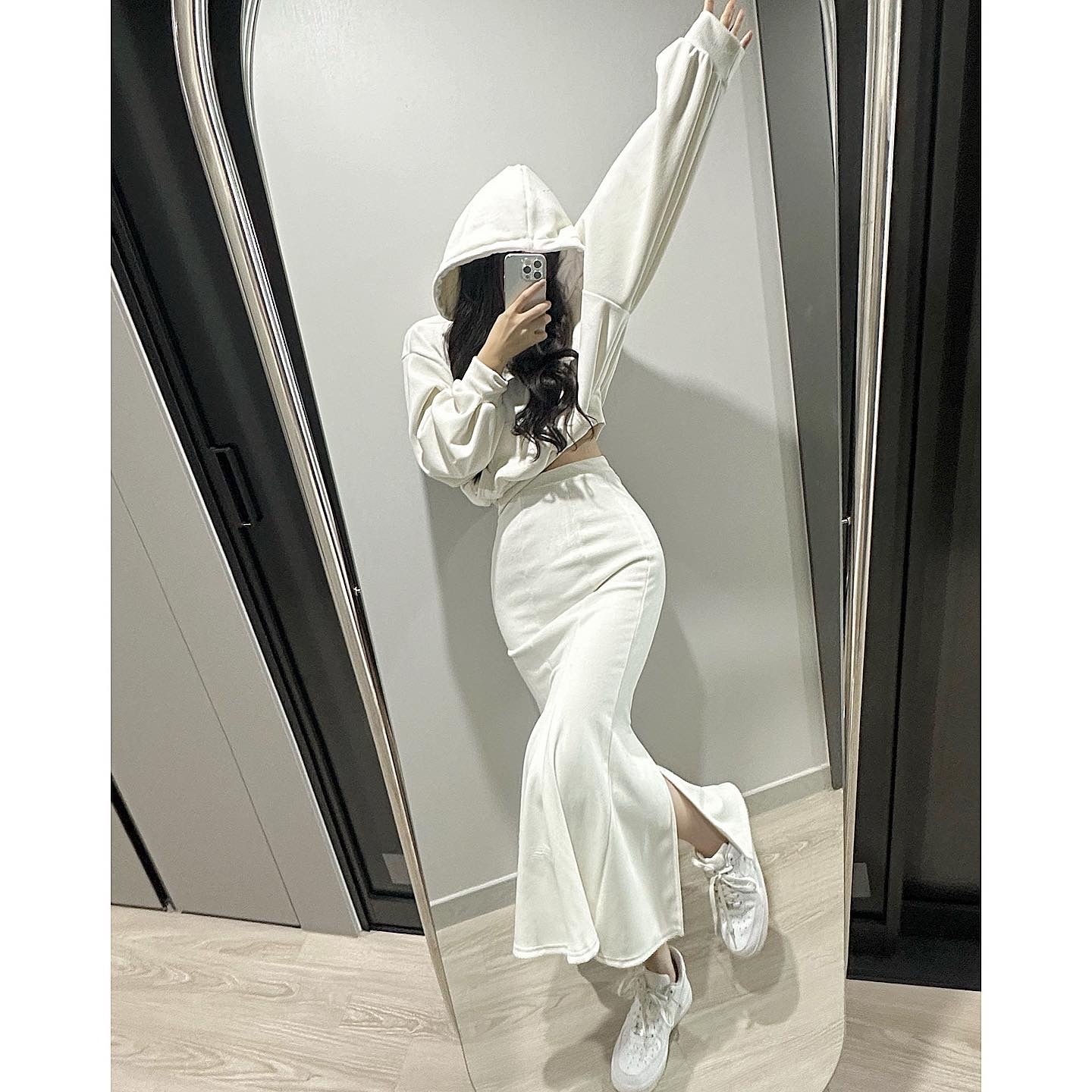 [韓国 / 起毛SET] ペニン リブ ベルベット 起毛 クロップ 起毛フードTシャツ + マーメイド ロングスカート ジャージセット トレーニングセット ツーピースセット 4color