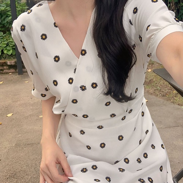 カシュクールバックゴムデイジーワンピース