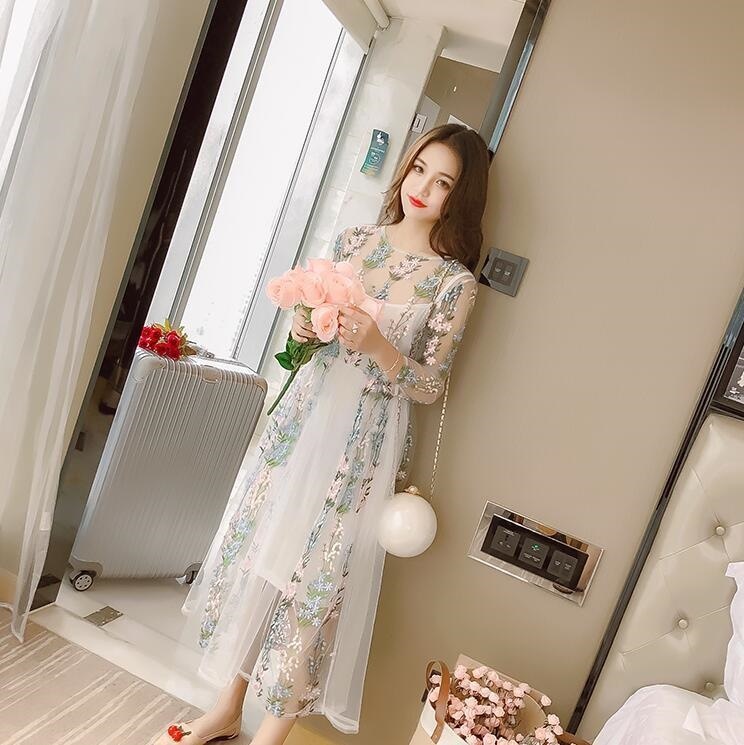 1628.花柄刺繍シースルーワンピース（ホワイト）2019 春夏 sale お呼ばれ デート 結婚式 二次会 女子会 パーティー