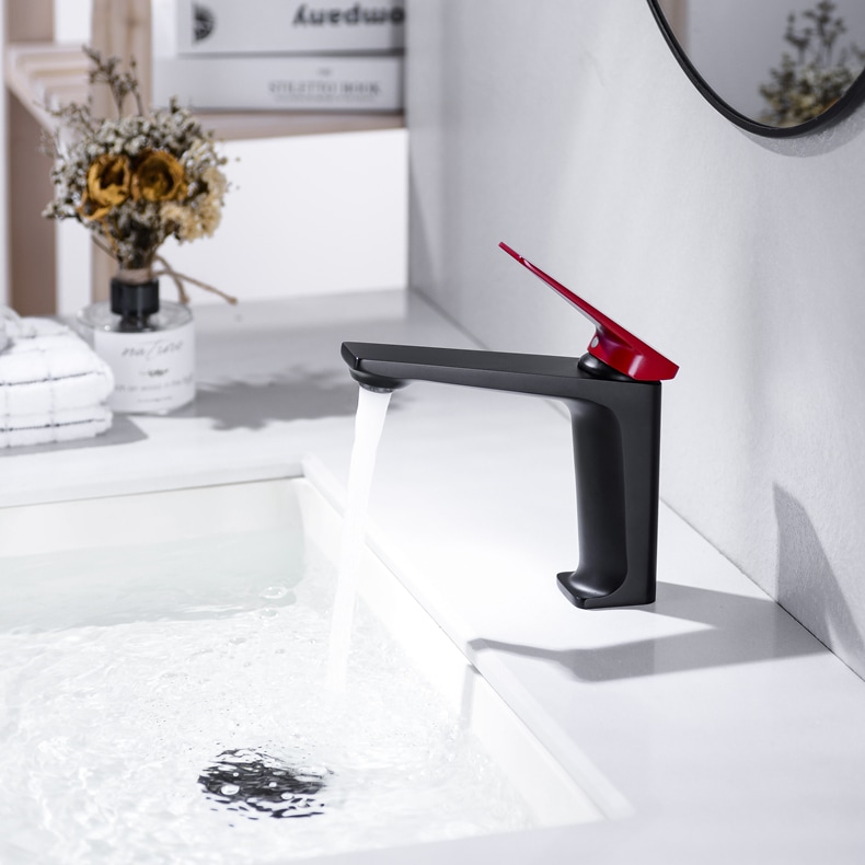 New style basin faucet 2020年の新しい流域蛇口銅ボディ黒と赤