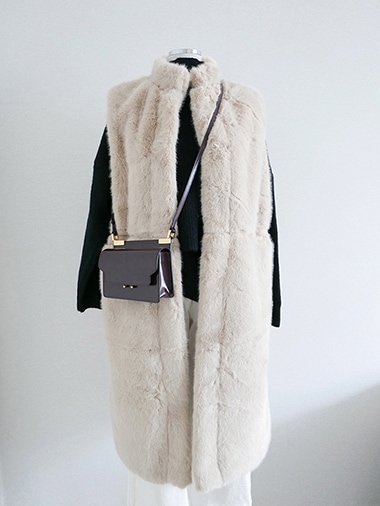 レデイーズロングファーベスト　ふわふわファー　冬ファー　ハイネックファー ピーベスト