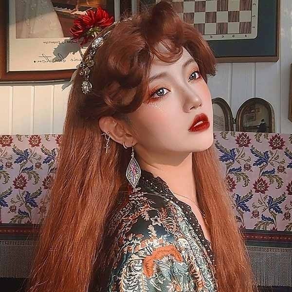 中世の貴族風 茶髪 巻き毛 フルウィッグ かつら 女性 長髪 超ロング ロングウィッグ ロリータ lolita 前髪あり 自然 可愛い キュート ウイッグ wig コスプレ 耐熱ウィッグ コスチューム