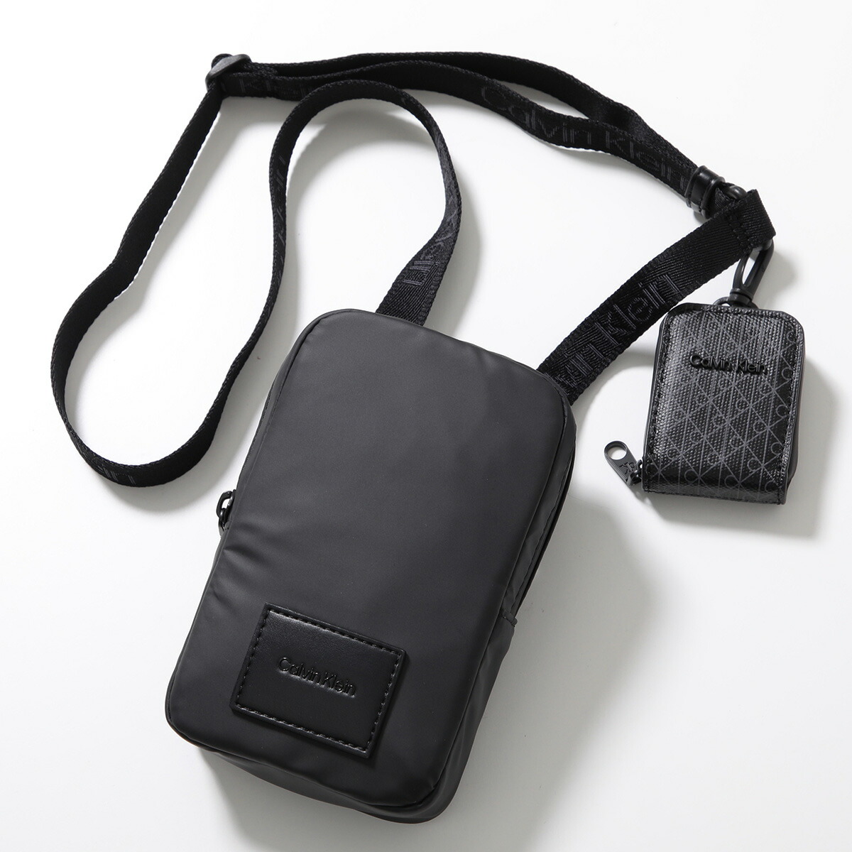 Calvin Klein カルバンクライン ショルダーバッグ PUFFER UTILITY PHONE CROSSBODY LV04D1115G メンズ コインポケット付き 撥水 ロゴ 鞄 UB1/B