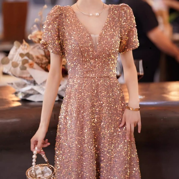 ドレス パーティー 二次会 披露宴 ステージ 舞台 フォーマル ラウンジ ロング 半袖 パフスリーブ 袖あり Vネック 襟なし プリンセスライン フレア Aライン ファスナー ハイウエスト