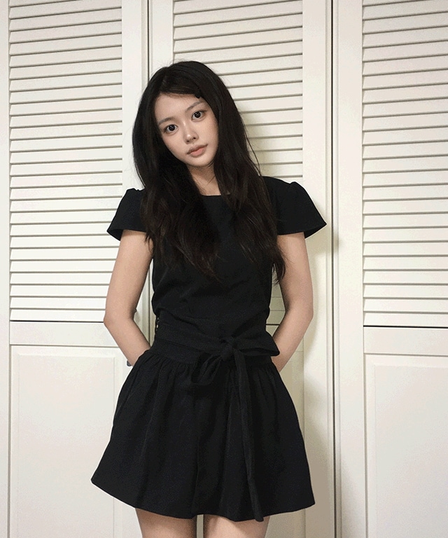 ランビー シンプル ミニ フレア ワンピース (2color)