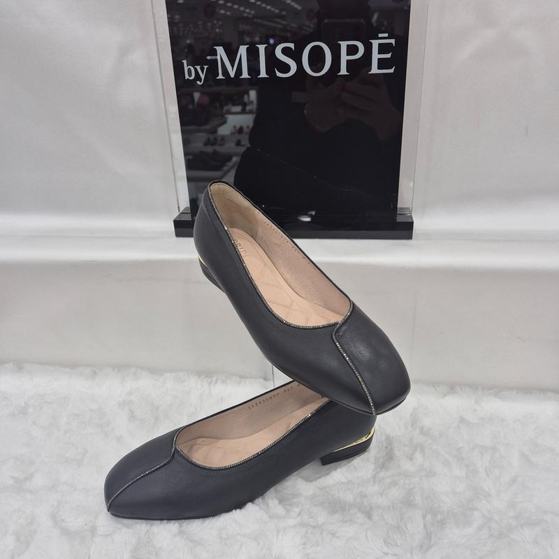 By 女性 スクエア ホットフィックス フラット 112HT435ST001 BLACK 1 JJ