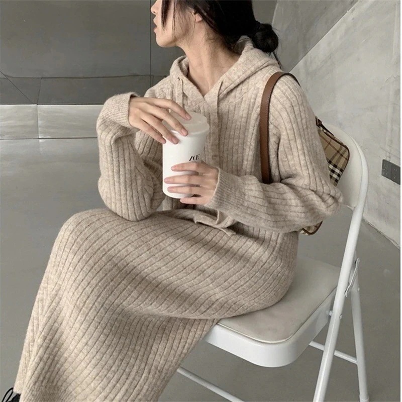 ロングワンピース ニットワンピース 2025新入荷 冬のワンピース レディース 韓国 春 冬 連帽ゆったり着やせ長袖 スカート韓国 秋