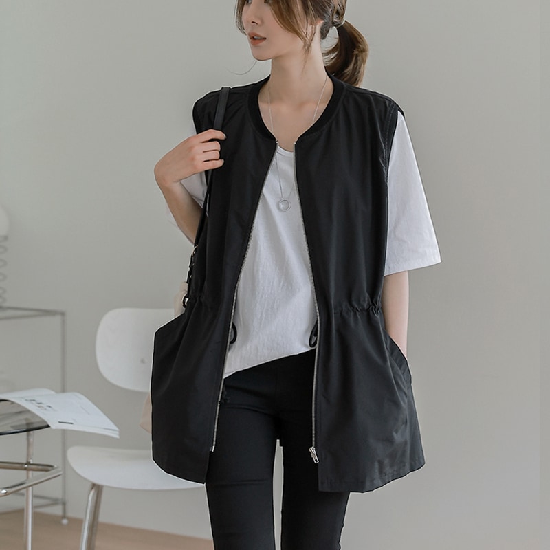 トップス ベスト ジル 前開き ファスナー ポケット ウエストマーク ミディアム丈 可愛い かわいい 大人可愛い きれいめ シンプル 上品 おしゃれ かっこいい カジュアル こなれ感 個性的 ラフ
