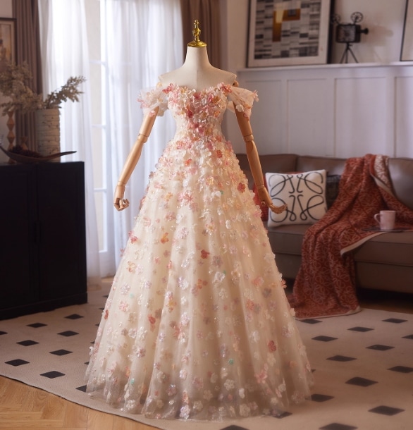 カラードレス 薄ピンク オフショルダー 3D立体花レース刺繍 シークインチュール 花嫁