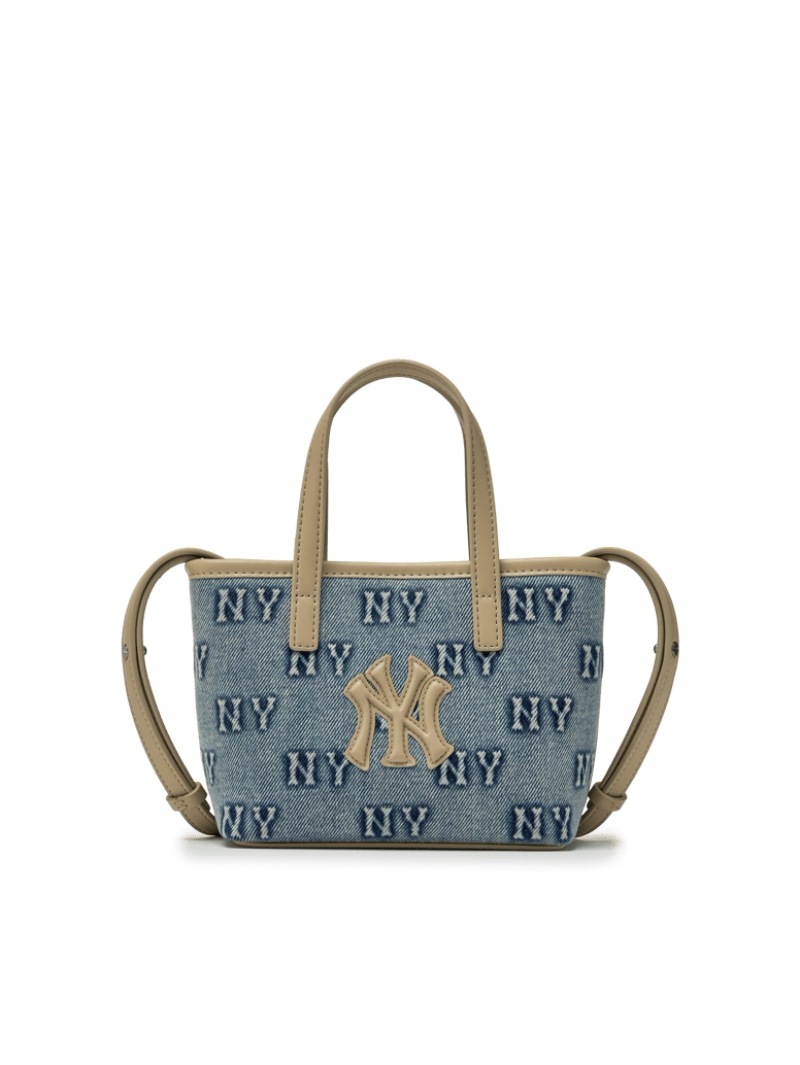 Classic Monogram Denim Embossed Mini Crossbody Bag New York Yankees 韓国大人気