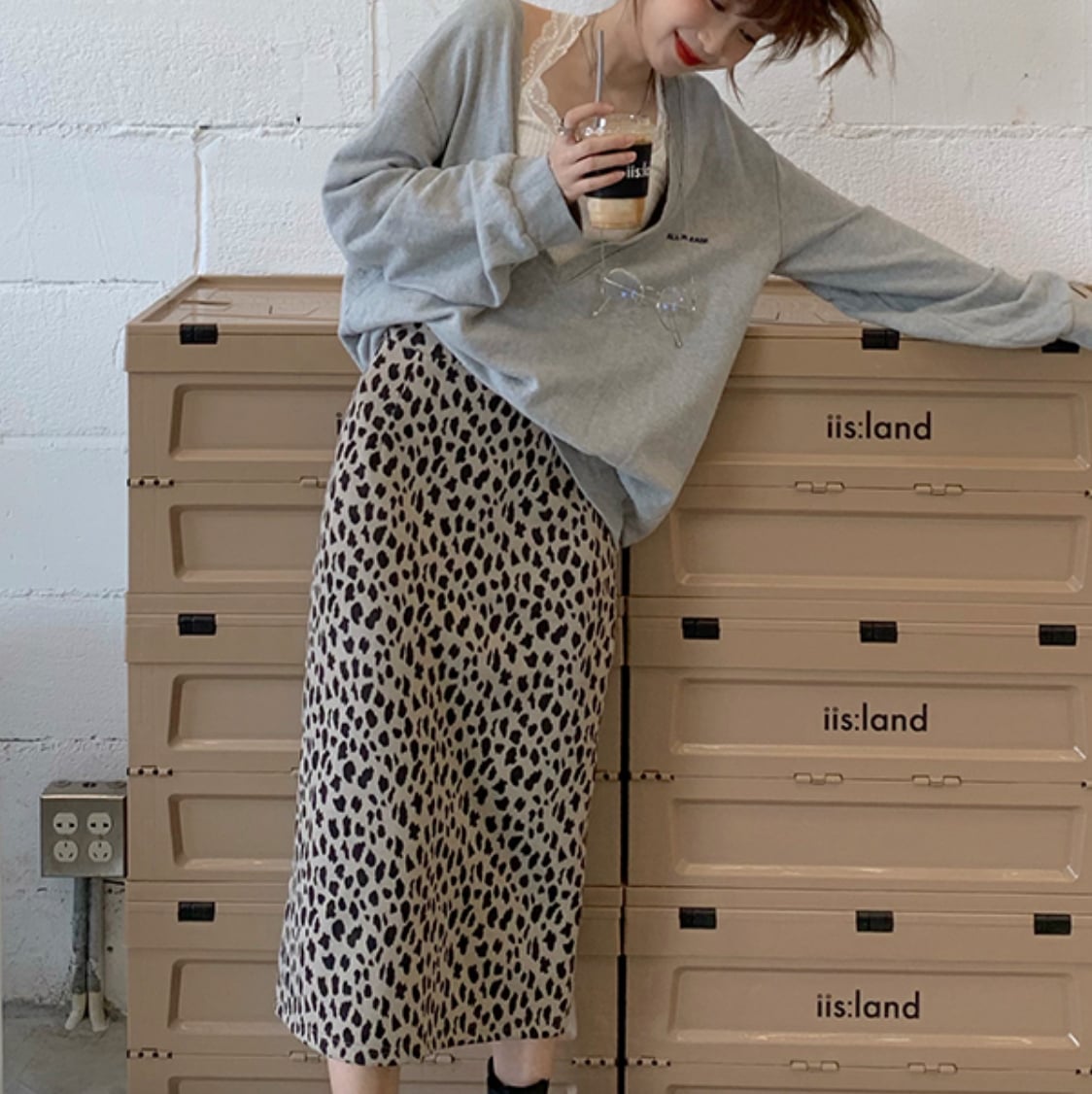 トップス スカート デート カットソー プルオーバー ロングスカート ロング ロング丈 袖あり 長袖 Vネック 個性的 グレー フリーサイズ こなれ感 エレガント クール モード系 ゆったり