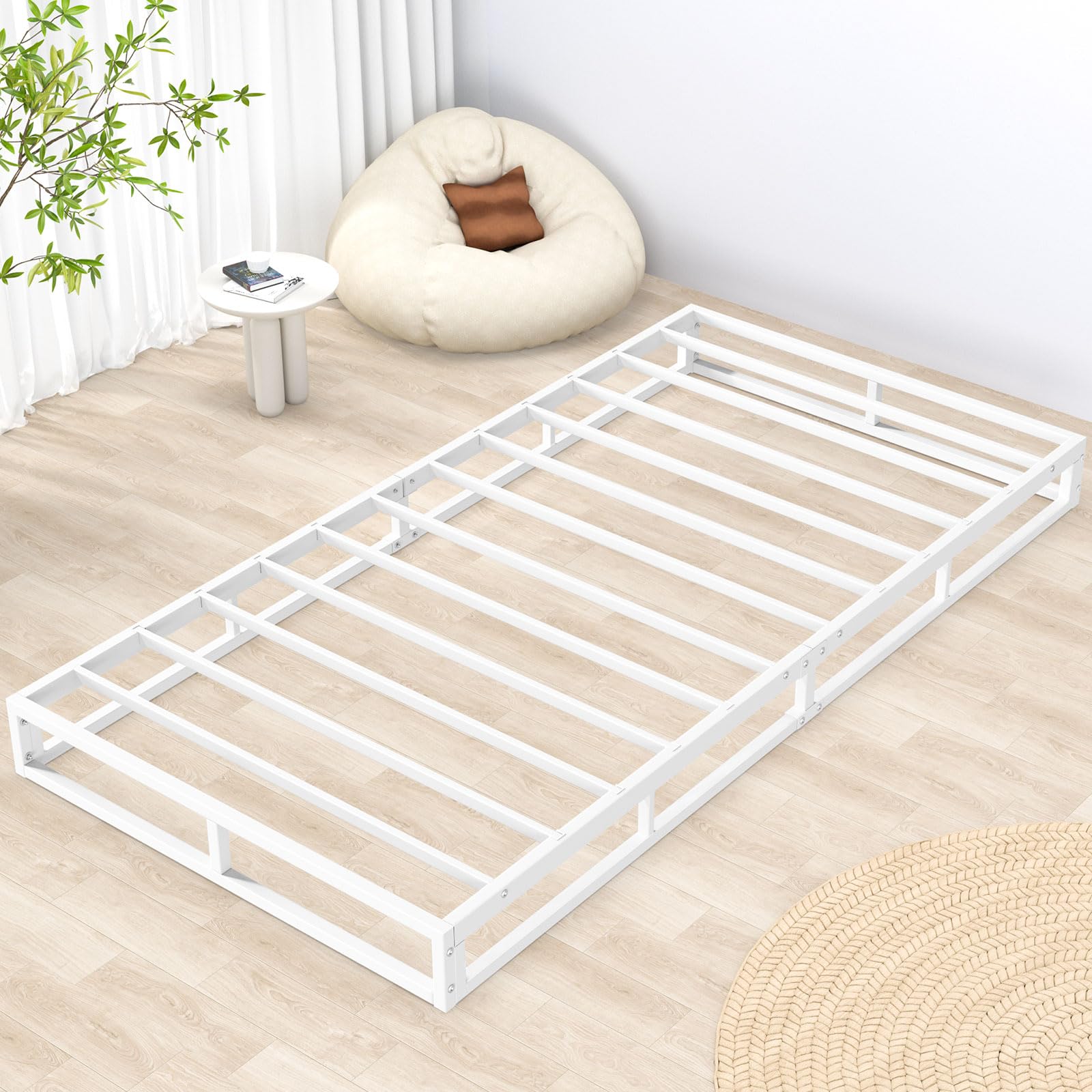 ベッドフレーム ロータイプ メタル 一人暮らし 静音性 狭い空間向け ベッド下収納 ギシギシしない 組立簡単 工具付き 耐荷重約300Kg スチール ベッドフレーム ブラック