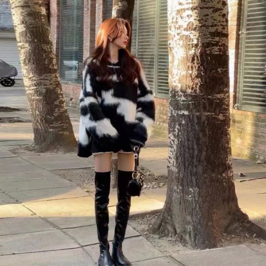 セーター レディース カラバリ1色 ゼブラ柄 長袖 サイズ3展開 S M L シック レトロ ラウンドネック オーバーサイズ プルオーバー カジュアルスタイル おしゃれ 大人 きれいめ デイリー 配色