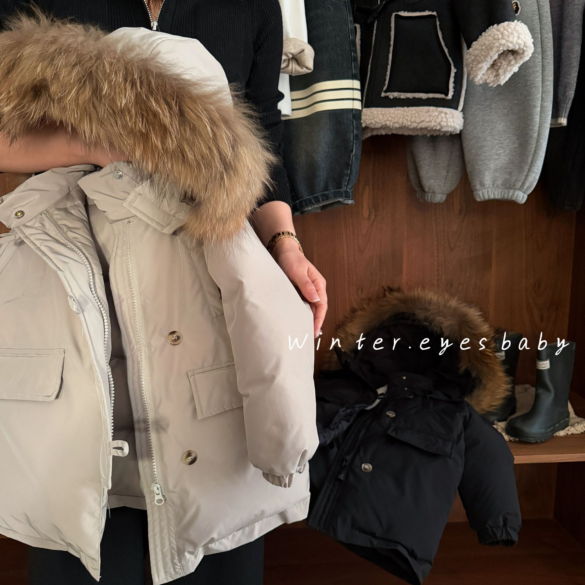 パーカー 男の子と女の子のための目を細めた子供用ダウンジャケット冬の毛皮の襟フード付きダウンジャケットベビージッパージャケット