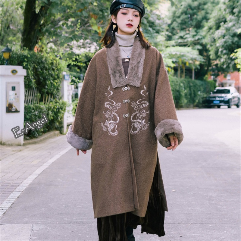 ロングコート レディース 冬 きれいめ ブラウン 赤 黒 龍柄 刺繍 ラシャコート 裏起毛 チャイナ風 アウター vネック もこもこ 防寒 ゆったり 厚い 暖かい エレガント