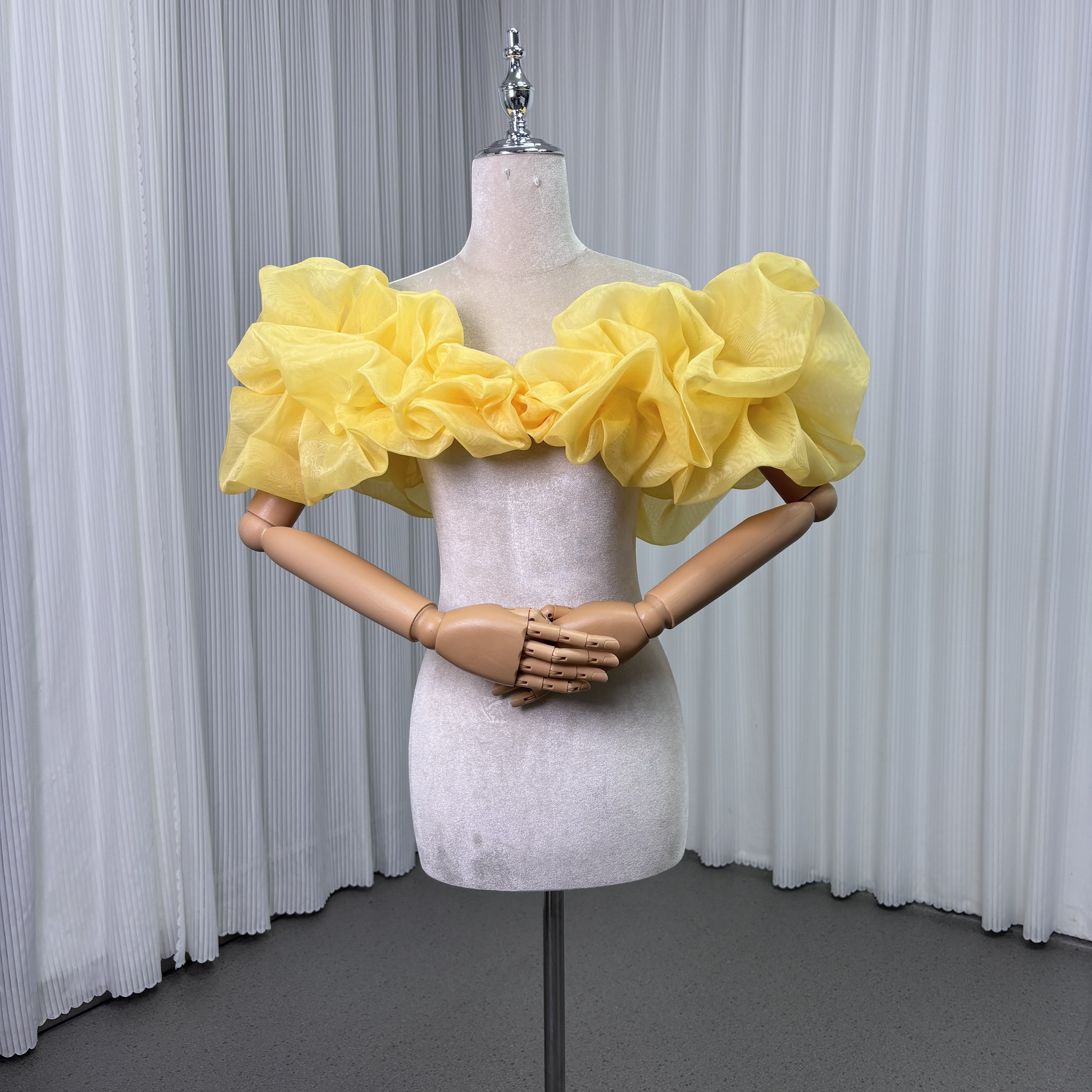 取り外し可能なオフショルダー オーガンジー 黄色い 色直し可愛い 花嫁 前撮り