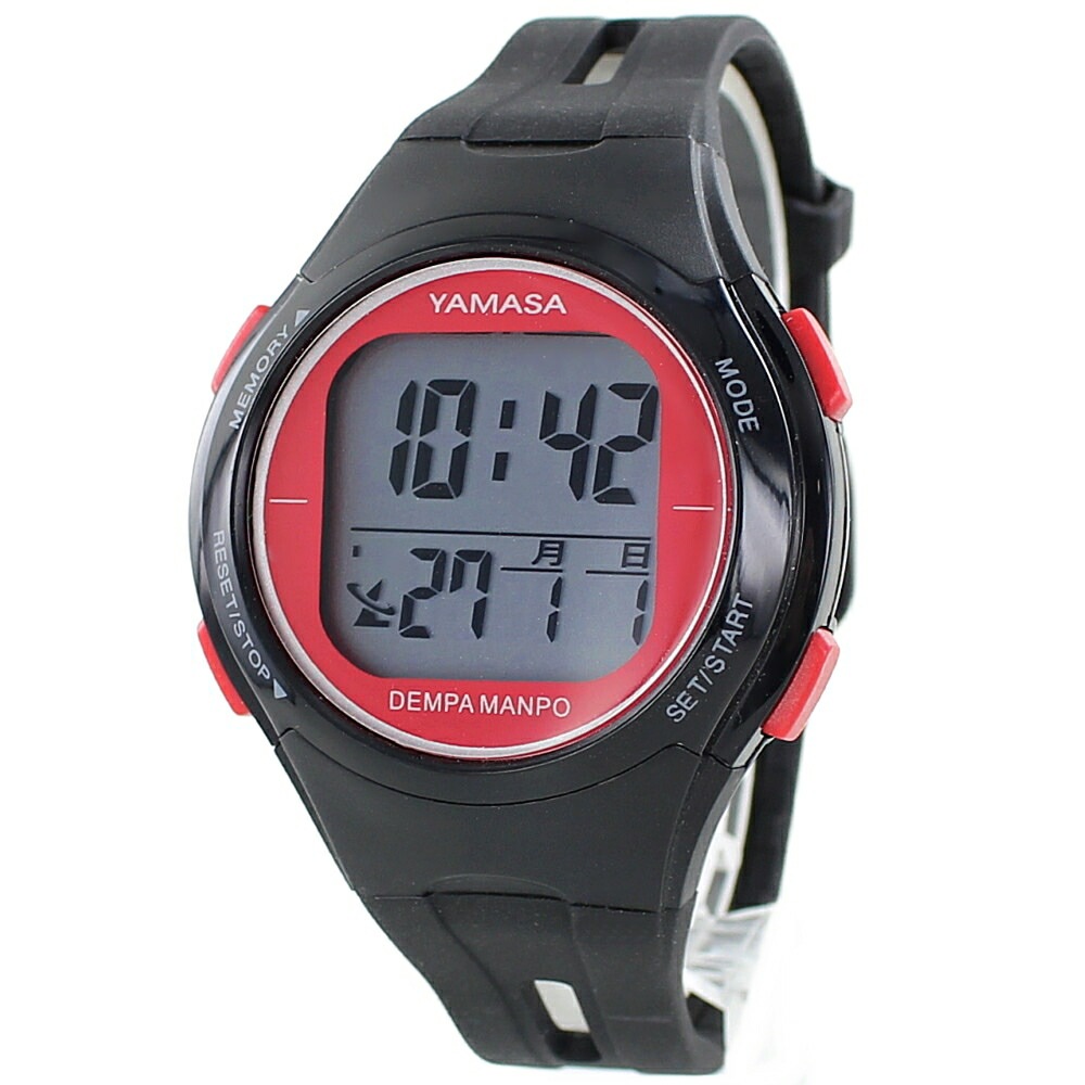 山佐 ヤマサ 万歩計 50年の歴史メーカー 正規品 歩数計時刻合わせ不要 電波で自動修正 腕時計タイプ デジタル 43mm ブラック レッド ウォーキング 散歩 誕生日 還暦 古希 喜寿 傘寿 健康グ