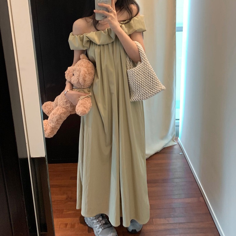 ワンピース レディース オフショルダー きれいめ 個性的 春服 夏服 ロング マキシ丈 袖なし オフショルダー SNS 映え 写真 映え モテ 流行 トレンド 高見え 格上げ 無地 ホワイト グリーン