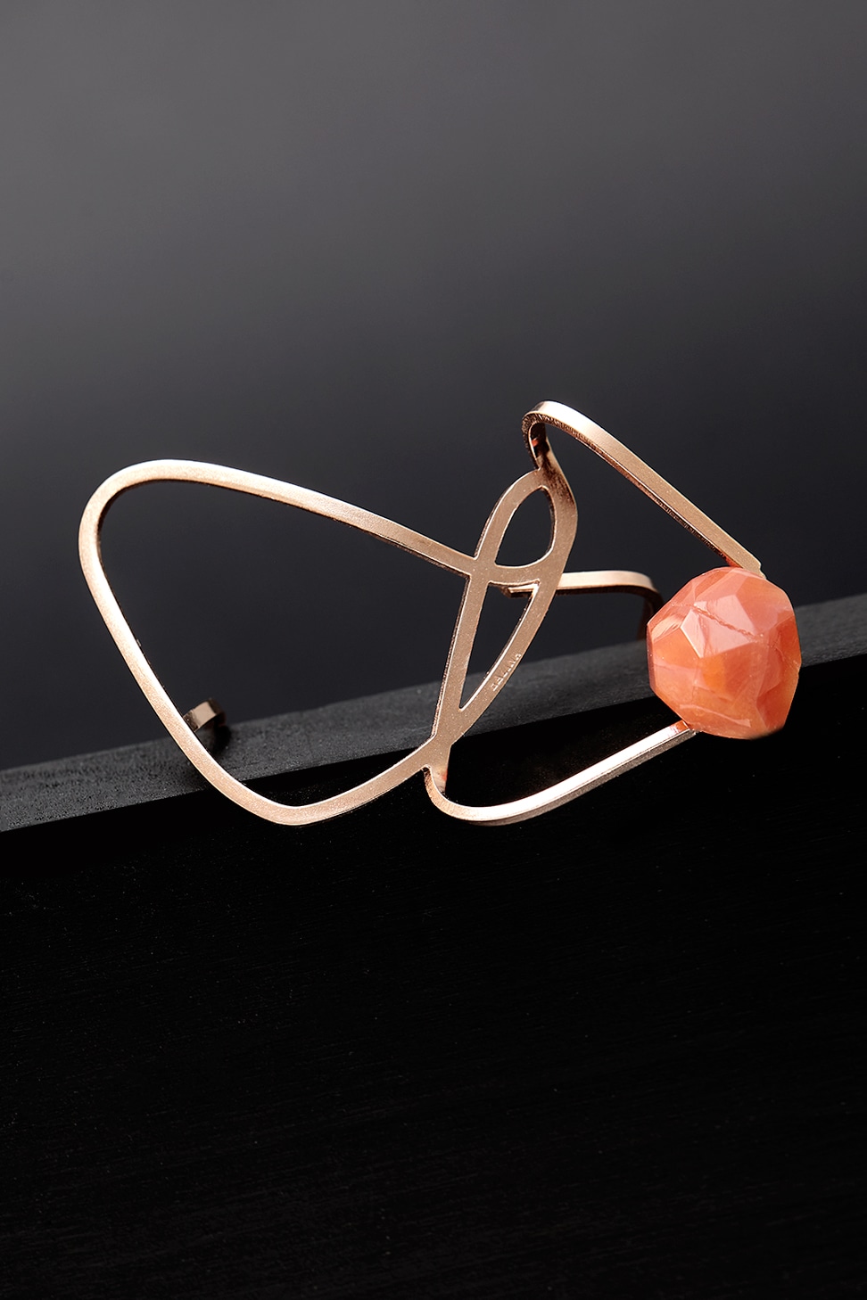 [HAZINA] Dancing Objet No.19 Bracelet-Orange Agate