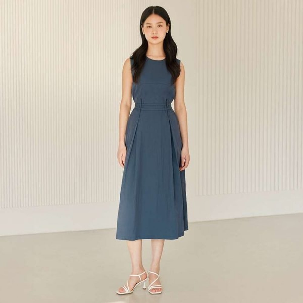 [イザベイ] ダブルベルト付きノースリーブワンピース (VKOAF2541)