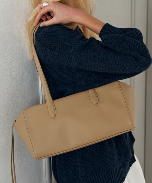 【OVHEE】 Soft Day Bag_Beige ショルダーバッグ 正規品