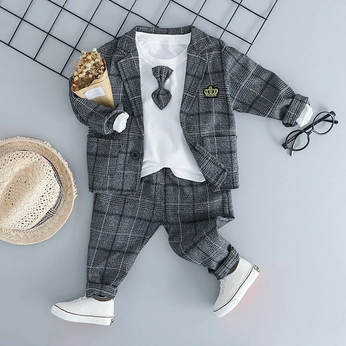 【新品プロモ-ション】3点セット 子供服 男子 ベビー ベビー服 蝶ネクタイ 赤ちゃん 子供 男子 キッズ 上下セット おしゃれ 出産祝い 結婚式 誕 お宮参り お食い初め 結婚式 お宮参り記念日