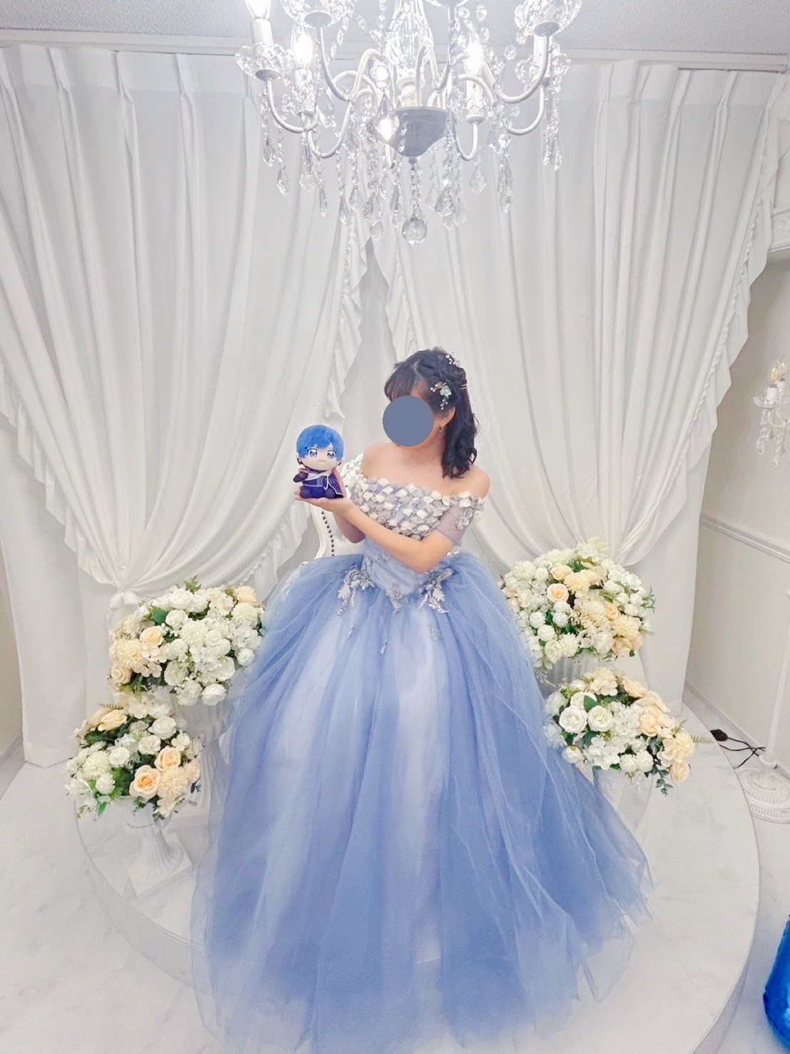 実例写真！カラードレス ブルー 花モチーフ オフショルダー ロング ソフトチュール 編み上げ 前撮り