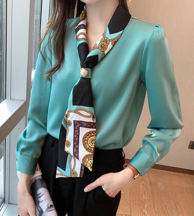 トップス シャツ ブラウス 白シャツ 長袖 パフスリーブ Vネック 襟なし セットアイテム かわいい 大人可愛い きれいめ シンプル 上品 おしゃれ 春 秋 入学式 入園式 卒業式 卒園式 30代