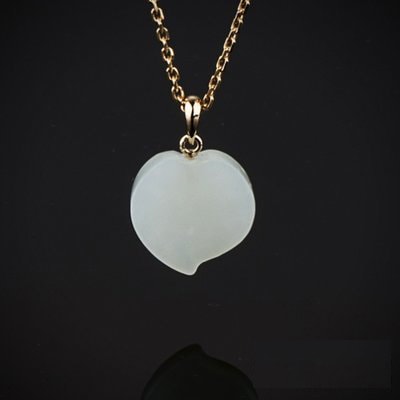 [HappyLooks] 春川玉 桃メダルネックレス 韓国軟玉 チュンチョンオク鉱山 100％本物軟玉 玉名家 アクセサリー kj656