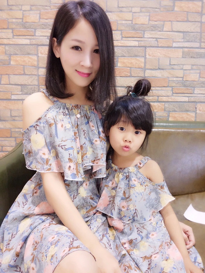 【超お得1つ買うと10個もらえる】急速出荷親子服夏服新しい母娘ビーチスカート家族三人家族スリムなワンピースサスペンダースカート