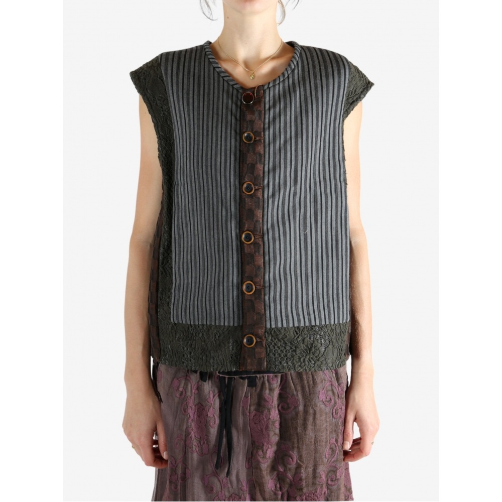 コミューンズバーティカルストライプベスト CS/FW25-G122A ストーン/ストライプ