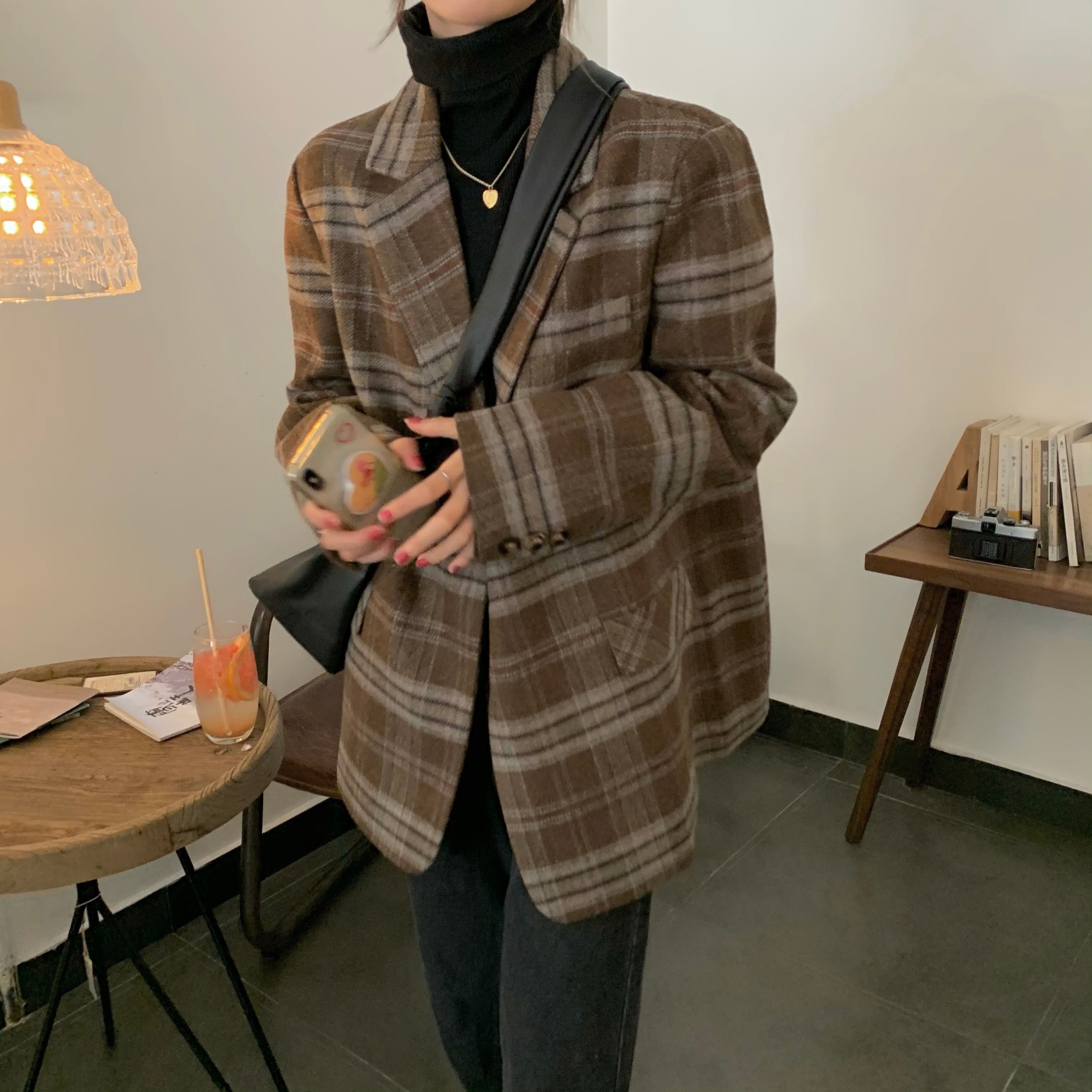 ウールコート アウター コート ジャケット 茶色 ブラウン ミディアム丈 長袖 ストレート ポケット