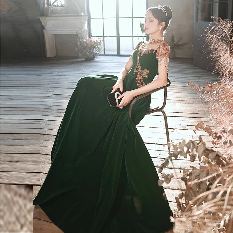 ウェディングドレス ウエディングドレス カラードレス グリーン カクテルドレス ロングドレス パーティードレス 発表会ドレス 演奏会 ステージドレス イブニングドレス 大人 ベルベット フリンジ 上品