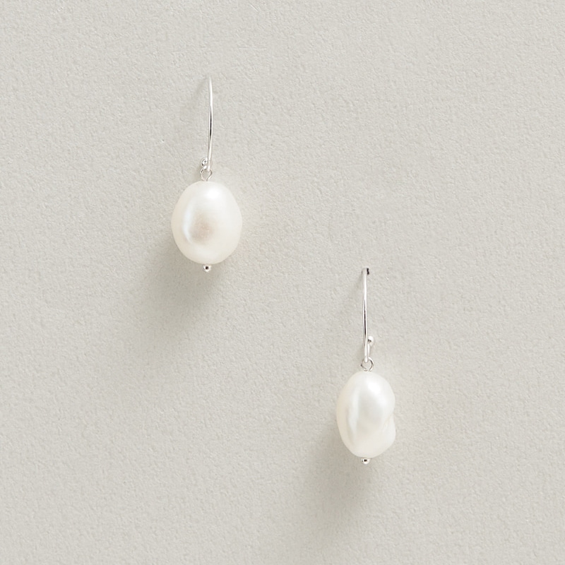 Pearl Dangle Earring ピアス