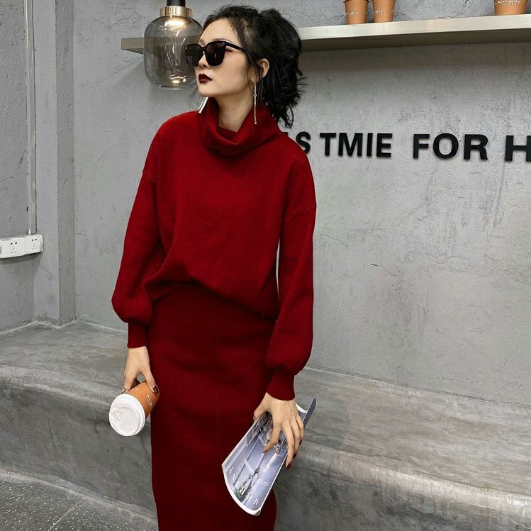 トップス スカート セーター ニット 膝丈 ひざ丈 膝下 ミモレ ミモレ丈 袖あり 長袖 ボリューム袖 タートルネック スリム ふわふわ 上下セット 2点セット 大人可愛い きれいめ シンプル 大人