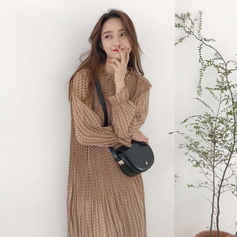 1674.シフォンルーズロングワンピース（カーキ）2019 春夏 sale デート お呼ばれ 通勤 通学 カフェ ランチ レストラン 普段使い