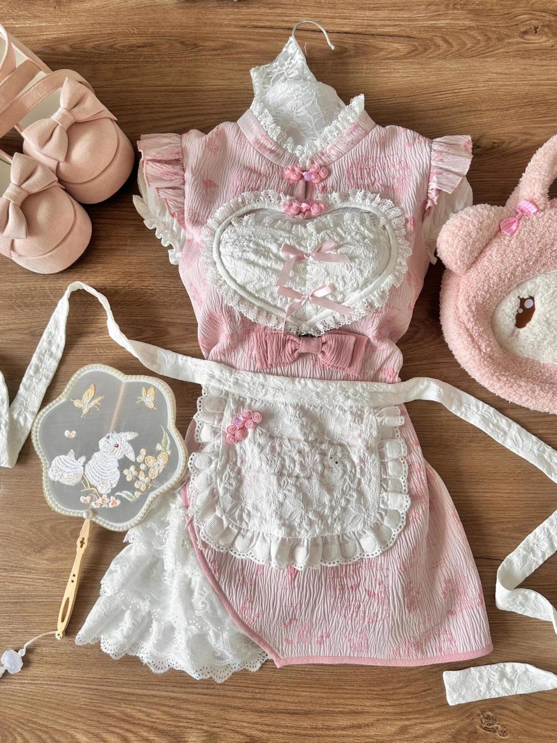 甘めレースのスーツフライングスリーブコイルウエストエプロン2着アイドル衣装 ロリータ ハロウィン 仮装