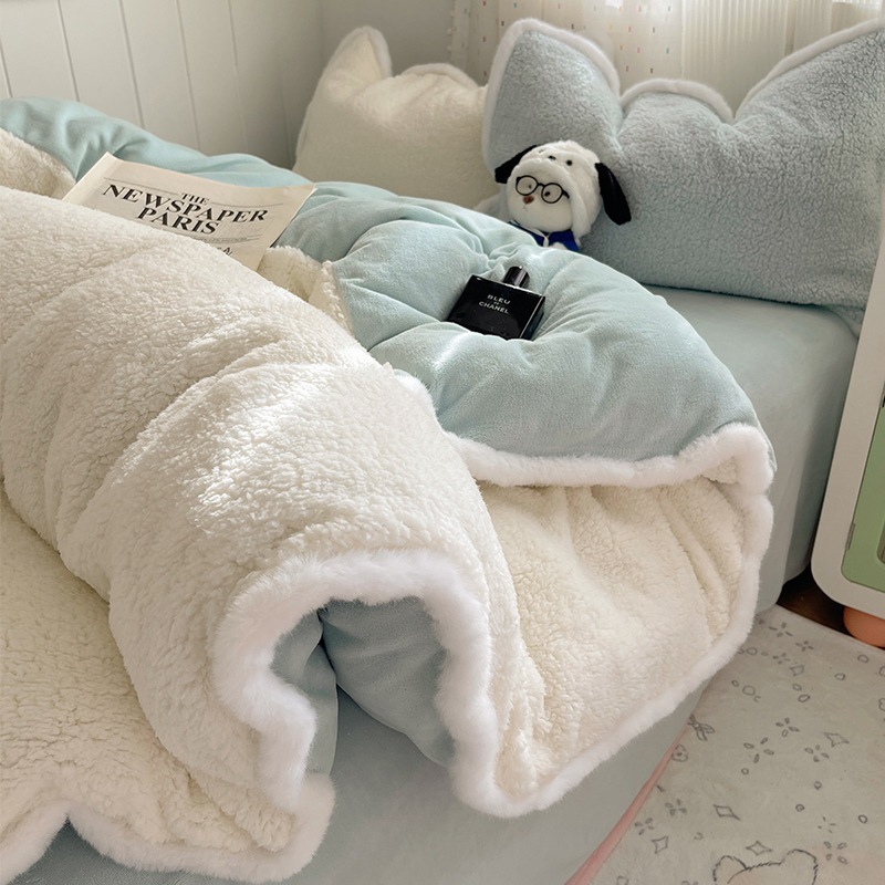 冬の厚手ラム絨毯4点セットa種ミルク絨毯布団カバーサンゴ絨毯ベッド3点セットフランネルシーツ