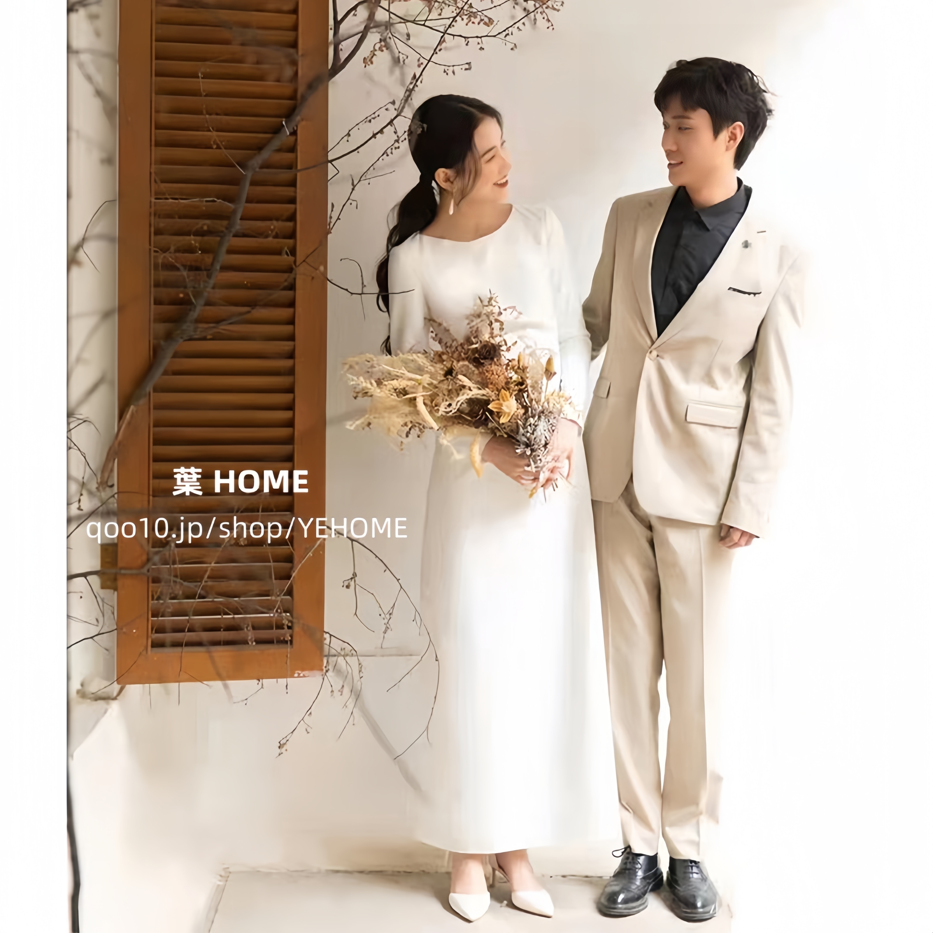 ウエディングドレス 白い長袖のドレス 結婚式ドレス 白 二次会 安い エンパイア 花嫁 フォトウエディング ビーチフォト 前撮り 後撮り 披露宴 トレーンドレス