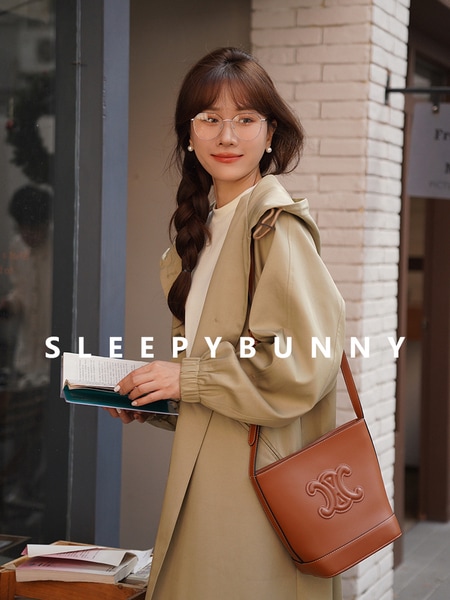 スリーピーラビット フード付き カジュアル ミドル丈 ランタン スリーブ ウインドブレーカー