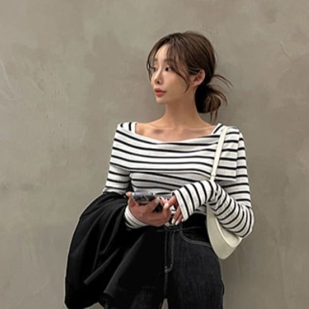 トップス Tシャツ カットソー トップス 袖あり 長袖 Uネック ラウンドネック スクエアネック スリム タイト  大人可愛い カジュアル 上品 おしゃれ お洒落 トップス Tシャツ カットソー トップス 袖あり 長袖 Uネック