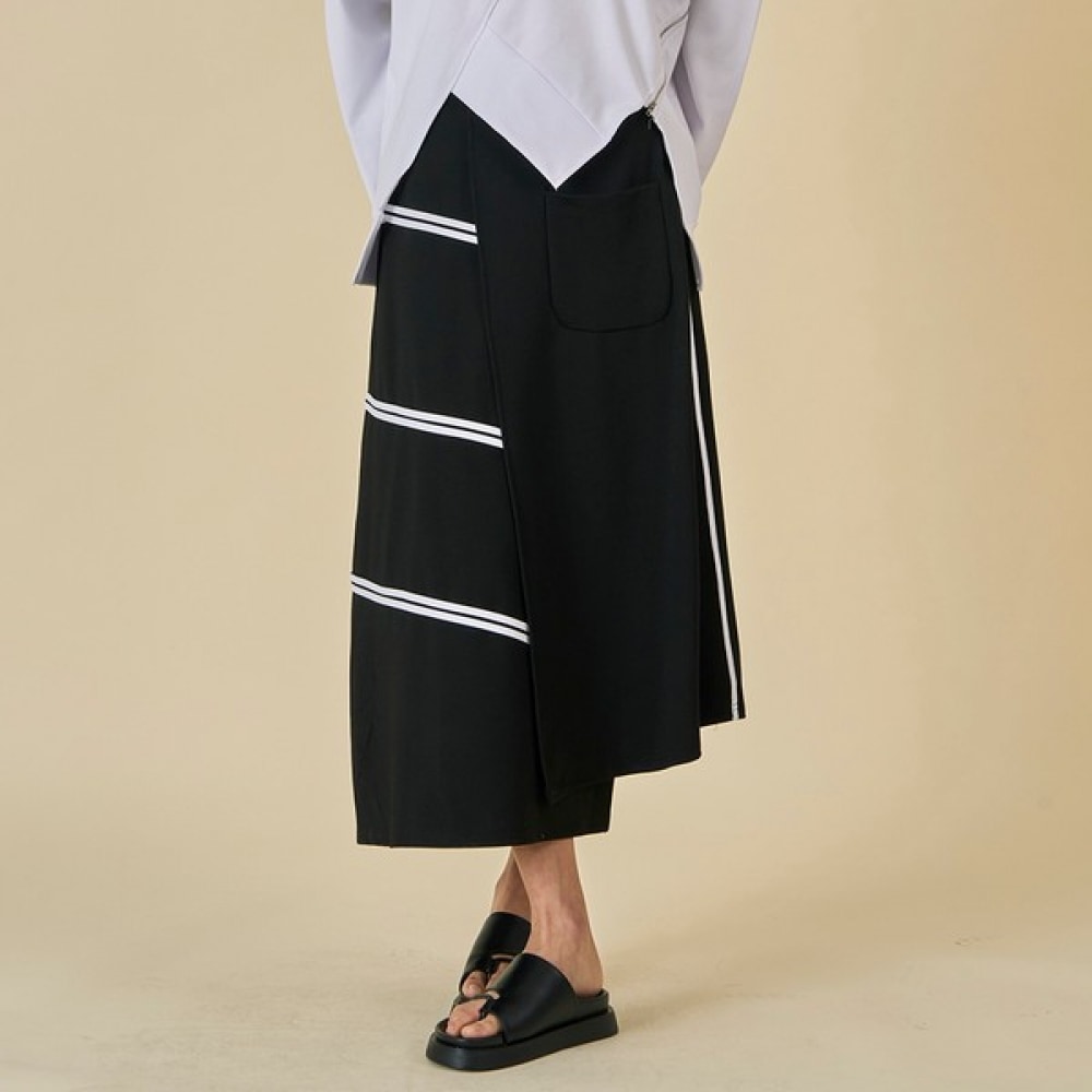 (UNIKE) アロマ斜め柄 Aラインロングスカート