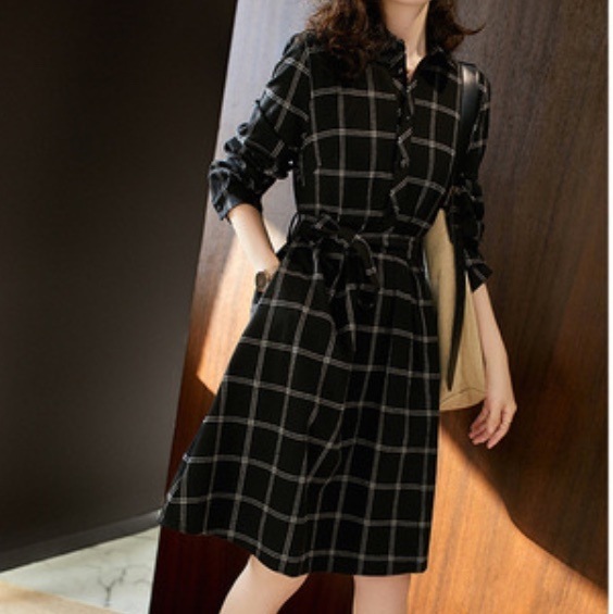 レディース ワンピース シャツワンピ 膝丈 長袖 襟付き 角襟 フレア Aライン フェミニン ウエストマーク ウエストリボン バックリボン アメカジ かわいい 大人可愛い きれいめ シンプル 7,785円