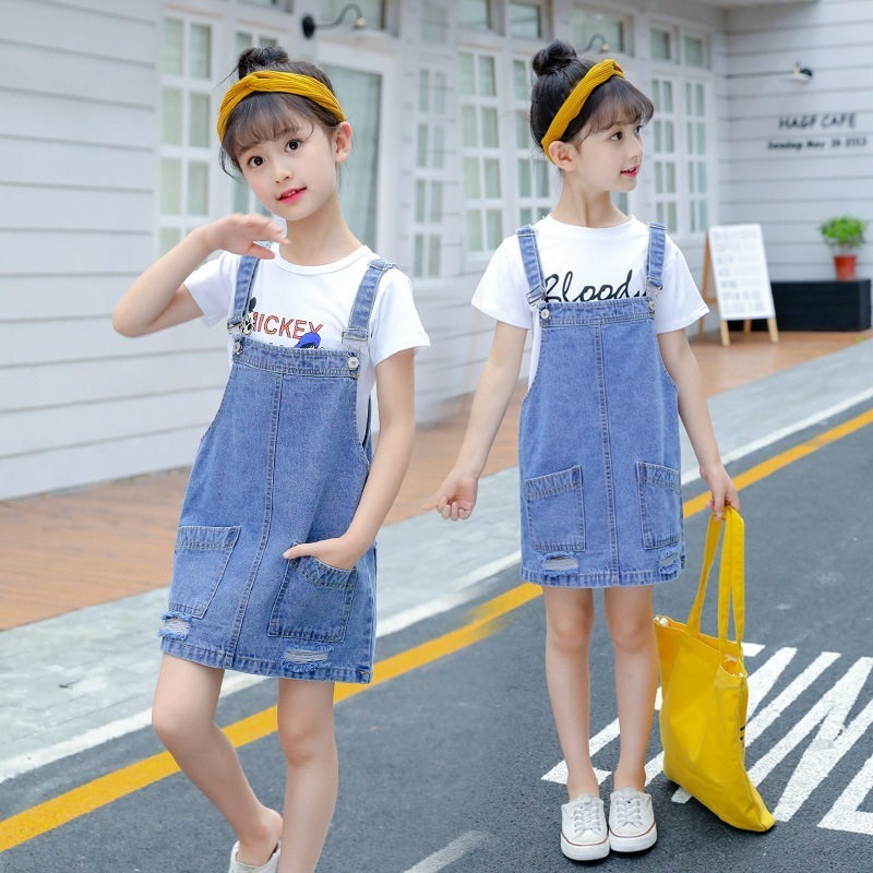 【1つ買うと10つ無料】女の子のデニムストラップスカート2025春と夏のスタイルのサスペンダードレスファッショナブルなベイビーロングスカート