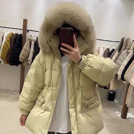 ダウンジャケット レディース アウター 羽織 ジャケット 長袖 暖かい 防寒 防風 フード付き ファー カジュアル お出かけ おしゃれ アウトドア シンプル 無地 ベーシック 定番 ジッパー