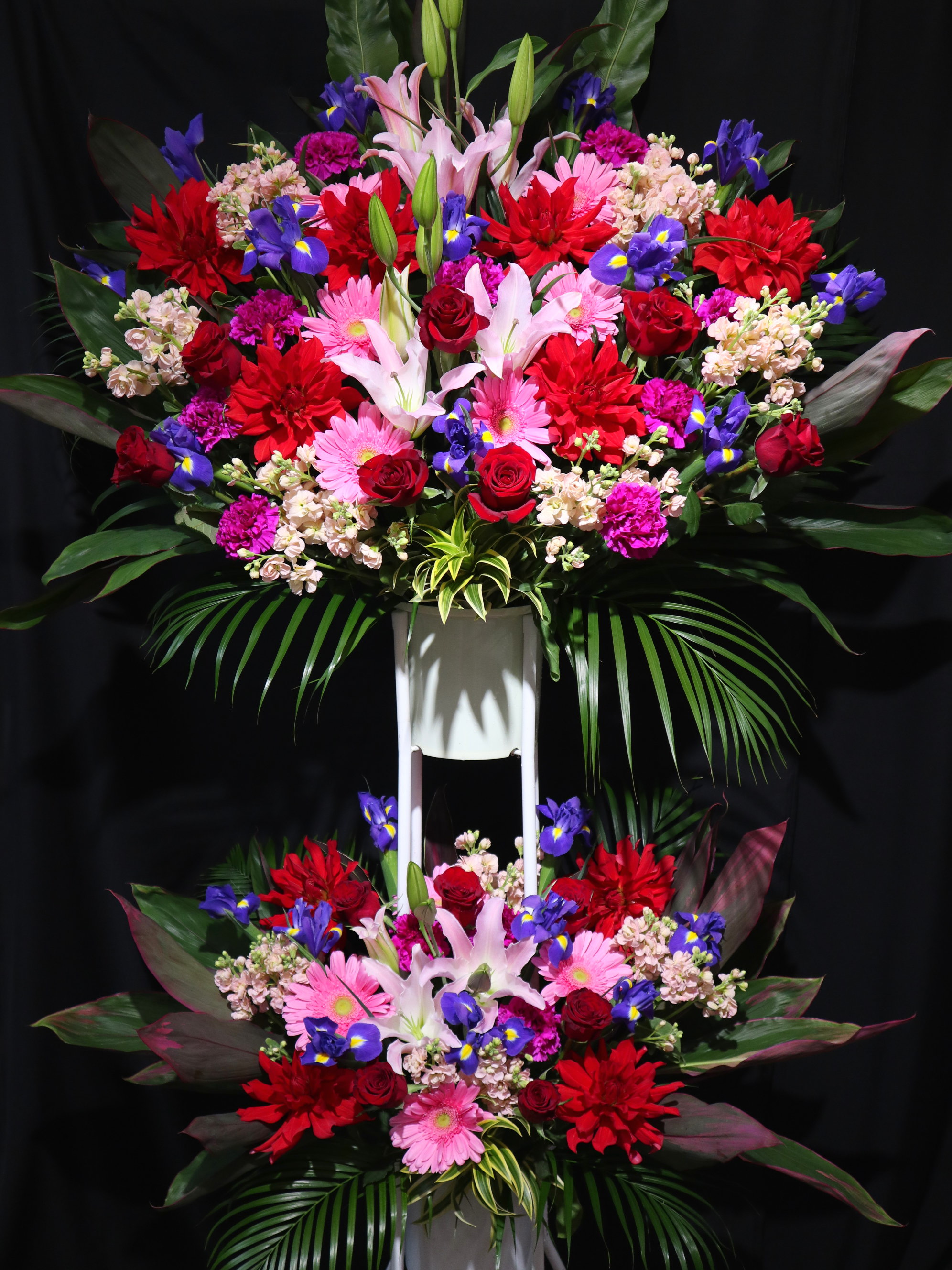 商品ID 3460 スタンド花　青ポイントミックス　2段　生花