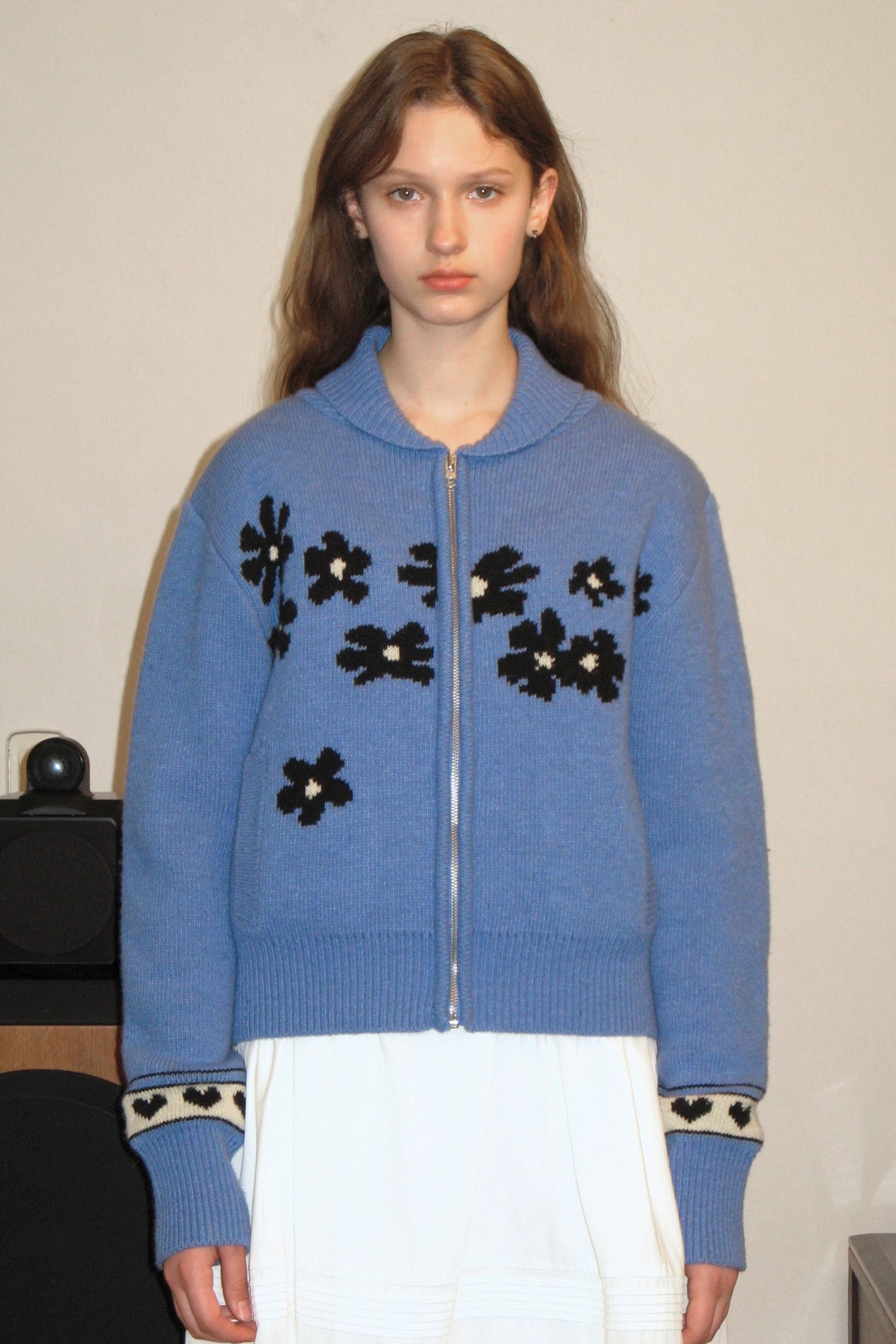 【SINOON】 FLOWER KNIT ZIP-UP : 2COLOR