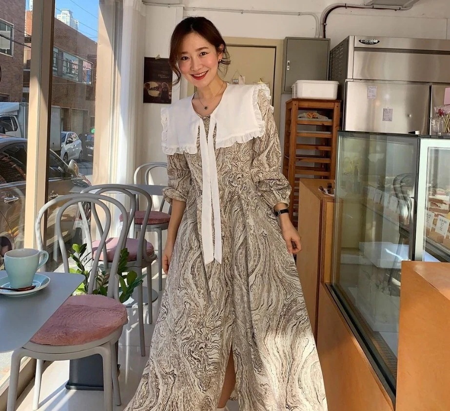 ワンピース シャツワンピース ロング ロング丈 袖あり 長袖 Uネック 襟付き ストレート フリル リボン 前開き 薄手 かわいい 大人可愛い きれいめ シンプル カジュアル 大人 上品 おしゃれ