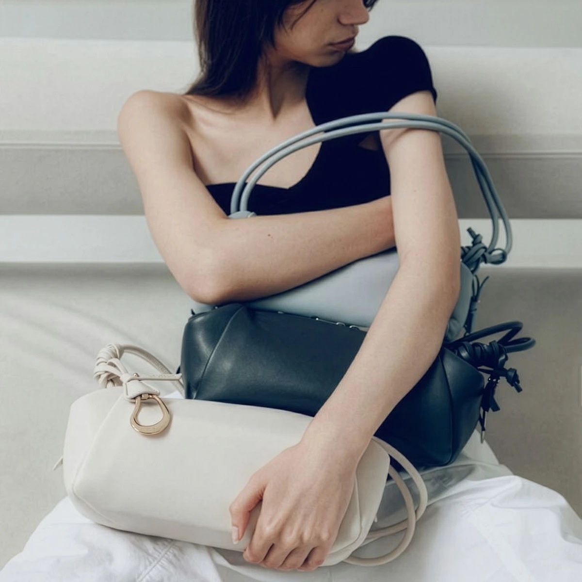 LE VERNIS ル・ベルニ ハンドバッグ Marshmallow boston マシュマロ ボストン 254-210503 レディース ショルダーバッグ クロスボディ 鞄 カラー2色