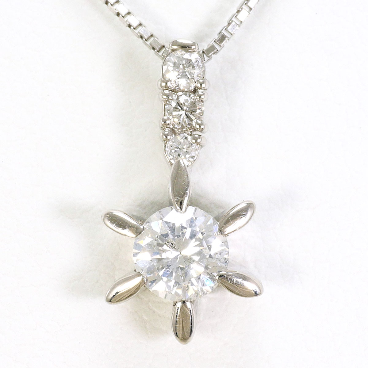 PT900 プラチナ PT850 プラチナ ネックレス ダイヤモンド 0.563ct I1 鑑定書 総重量約4.2g 約44cm 中古